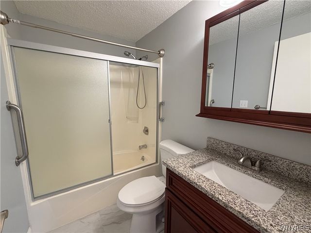 50A Foxberry, Amherst, NY 14068