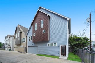 724 Link Road, Houston, TX 77009