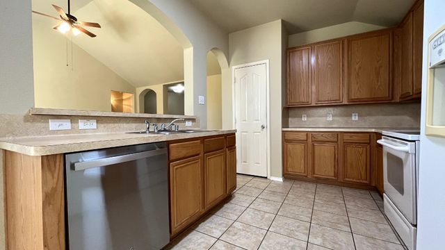 233 Niagara Falls Drive, Anna, TX 75409