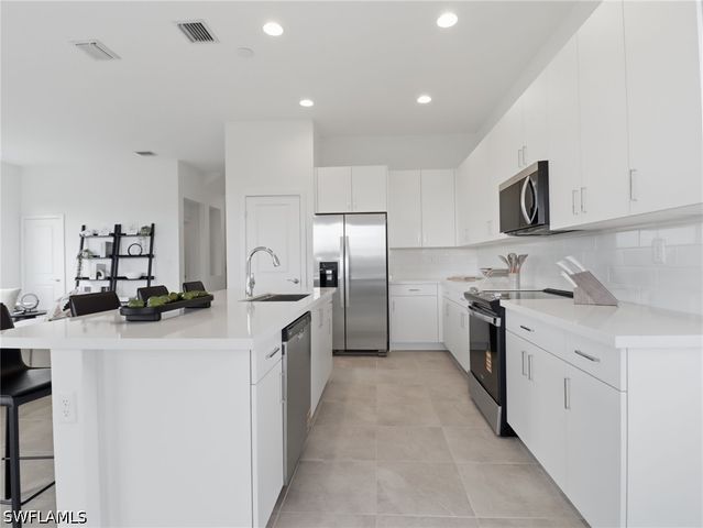 5551 CASSIDY LN, Ave Maria, FL 34142