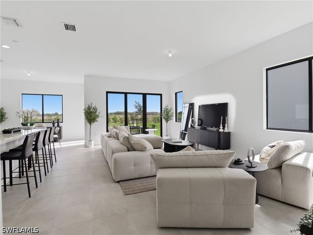 5551 CASSIDY LN, Ave Maria, FL 34142