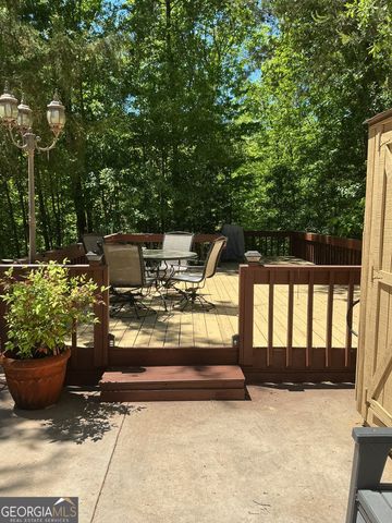 46 Big Rock Road, Cleveland, GA 30528