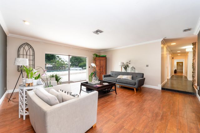 4734 Jefferson Street, Hollywood, FL 33021