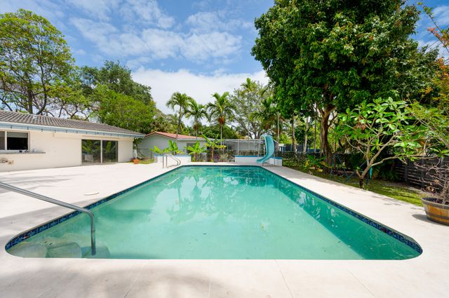4734 Jefferson Street, Hollywood, FL 33021