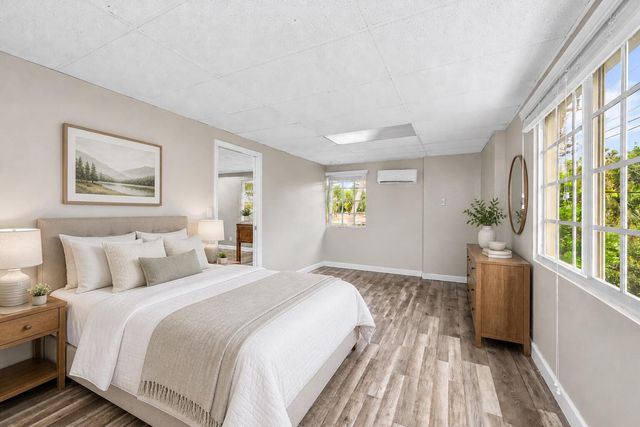 4734 Jefferson Street, Hollywood, FL 33021