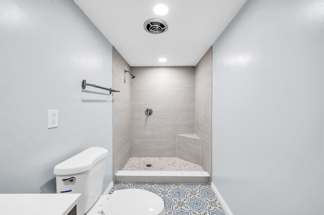 4734 Jefferson Street, Hollywood, FL 33021