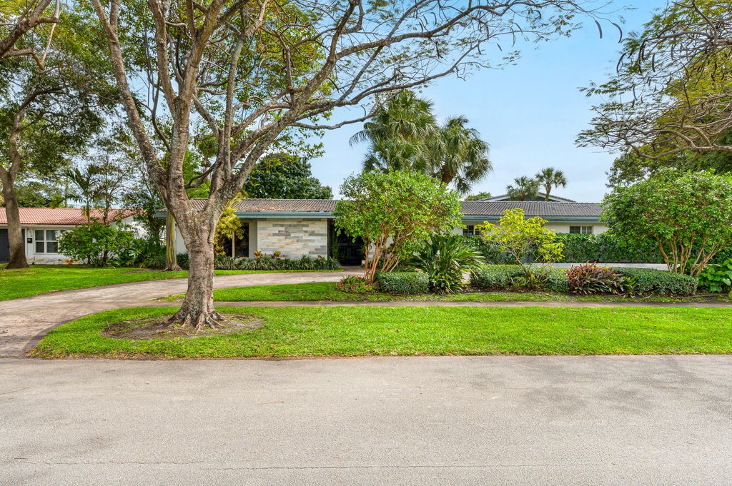 4734 Jefferson Street, Hollywood, FL 33021
