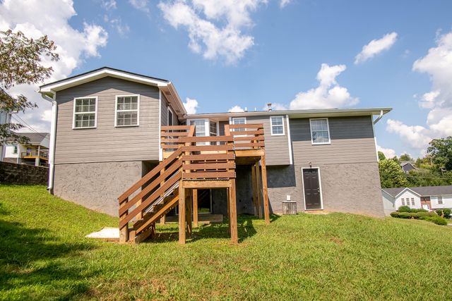 8208 Fallen Maple Drive, Chattanooga, TN 37421