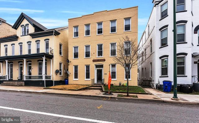 220-226 SUMMIT AVE, Hagerstown, MD 21740