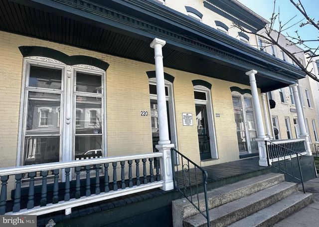 220-226 SUMMIT AVE, Hagerstown, MD 21740