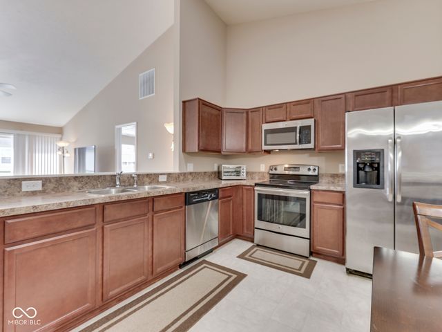2899 W Sampler Lane, Monrovia, IN 46157
