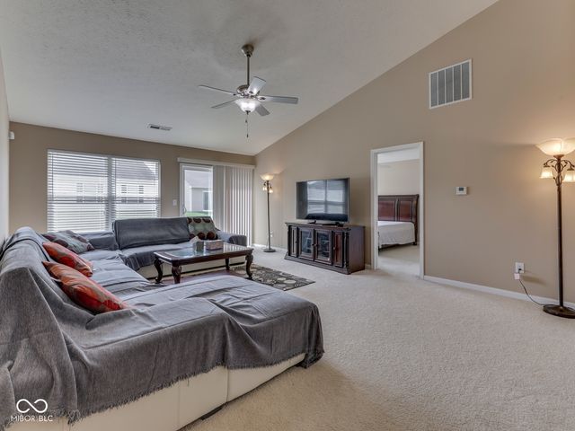 2899 W Sampler Lane, Monrovia, IN 46157