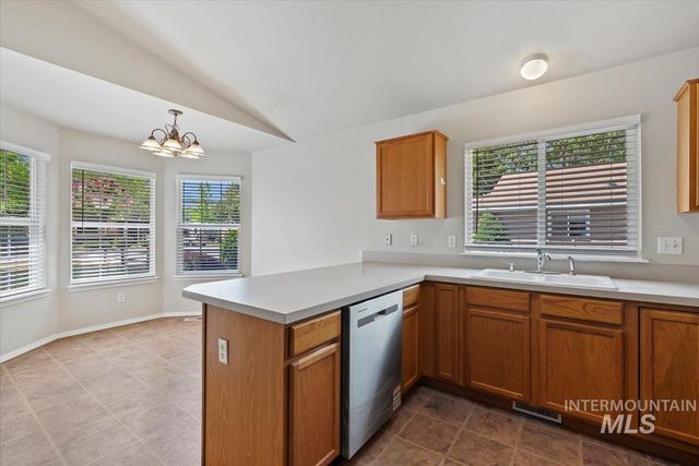 810 W Richmond St, Boise, ID 83706