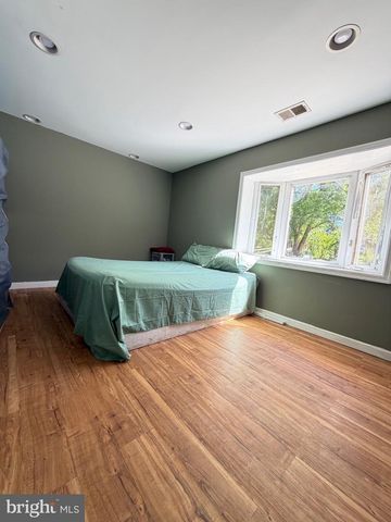 2583 OAK GLEN WAY, District Heights, MD 20747