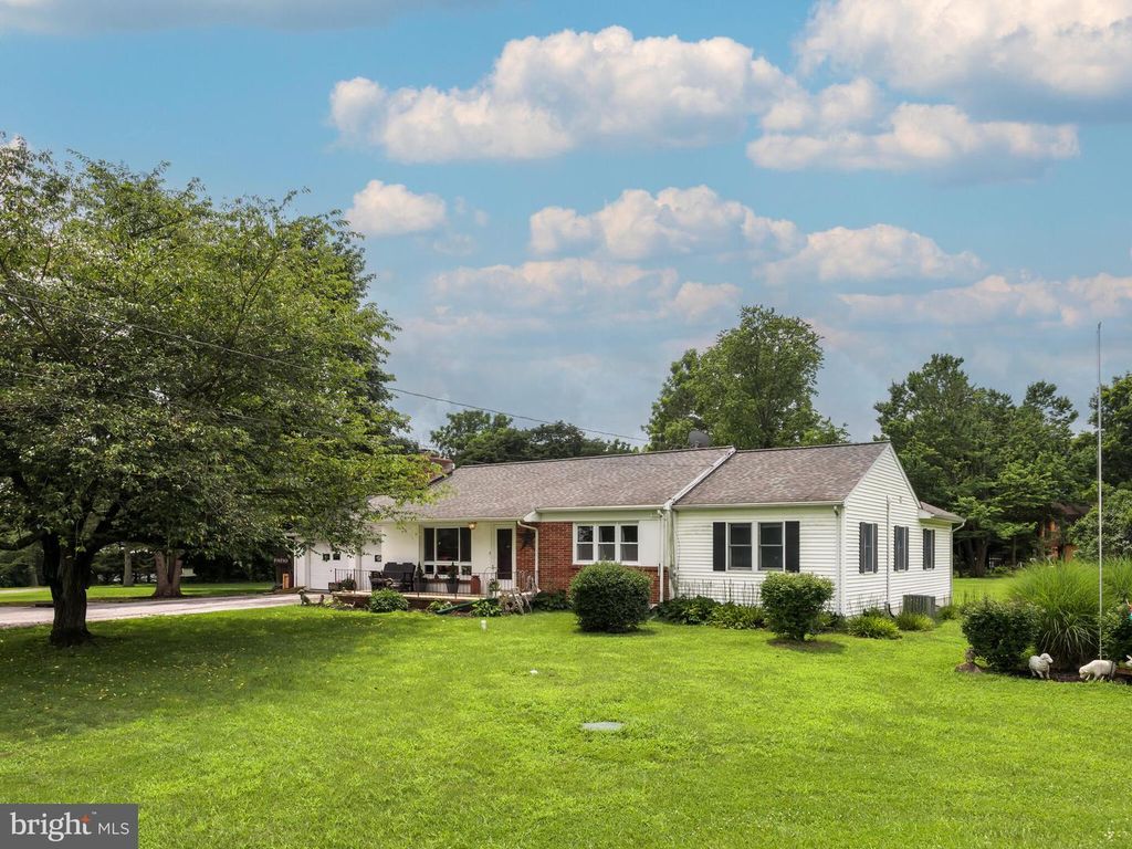 410 INDIAN RUN RD, Glenmoore, PA 19343