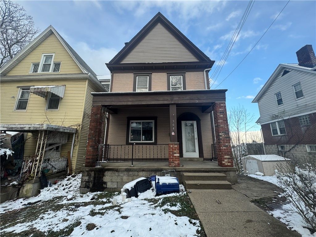 504 Stratmore St, Crafton Heights, PA 15205