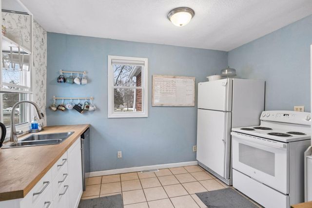 9868 Hamline Avenue N, Blaine, MN 55014