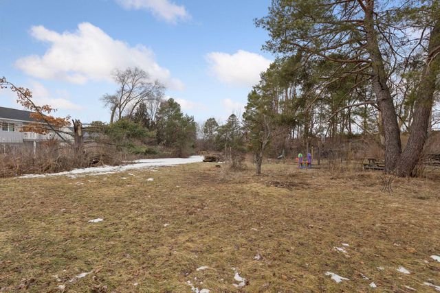 9868 Hamline Avenue N, Blaine, MN 55014