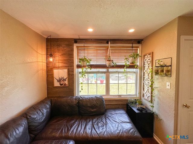 1100 Windy Hill Road, Harker Heights, TX 76548