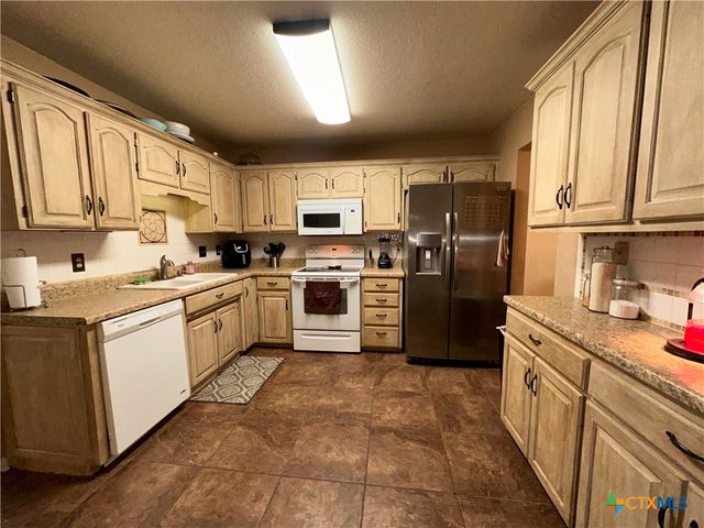 1100 Windy Hill Road, Harker Heights, TX 76548