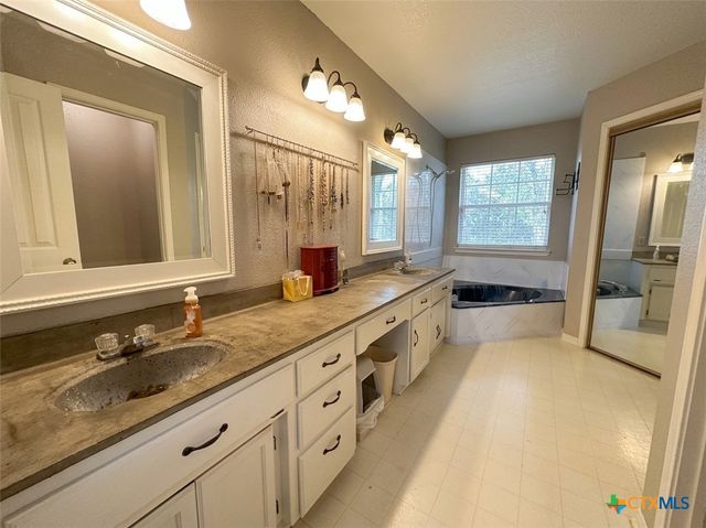1100 Windy Hill Road, Harker Heights, TX 76548