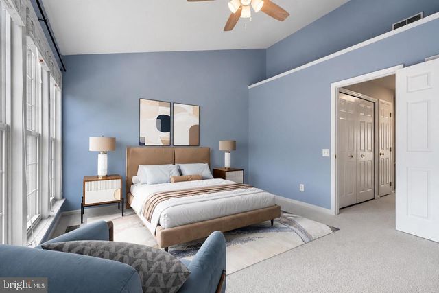 45626 WATERLOO STATION SQ, Sterling, VA 20166
