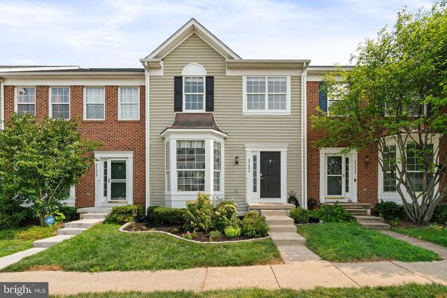 45626 WATERLOO STATION SQ, Sterling, VA 20166
