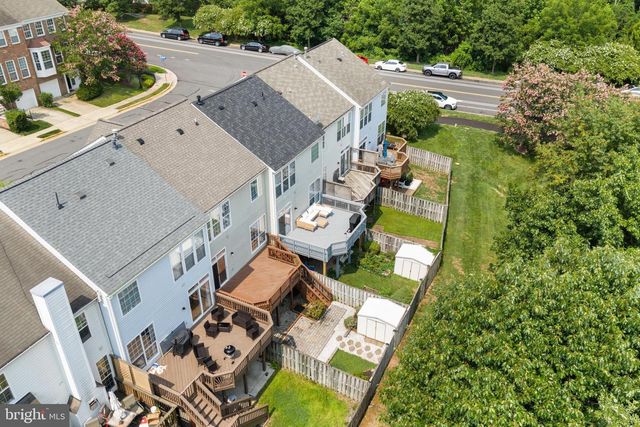 45626 WATERLOO STATION SQ, Sterling, VA 20166