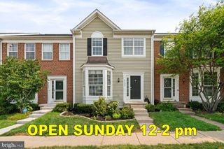 45626 WATERLOO STATION SQ, Sterling, VA 20166