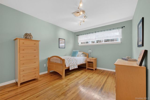 96 Cherry Hill Court, Briarcliff Manor, NY 10510