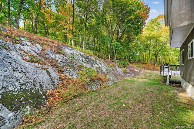 96 Cherry Hill Court, Briarcliff Manor, NY 10510