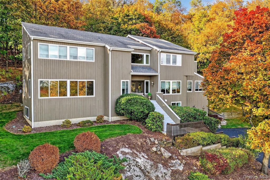 96 Cherry Hill Court, Briarcliff Manor, NY 10510