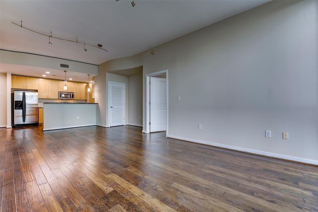5925 Almeda Road 2214, Houston, TX 77004
