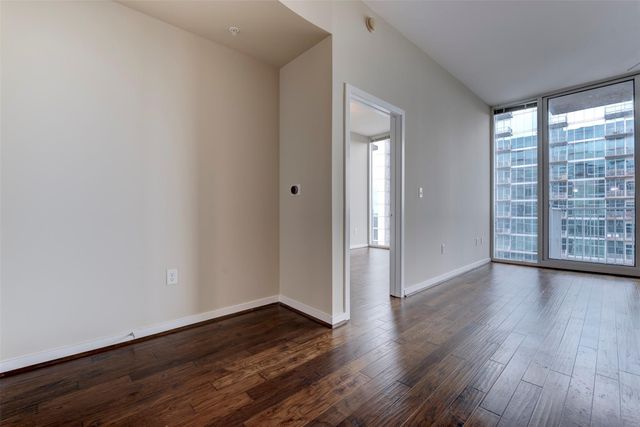 5925 Almeda Road 2214, Houston, TX 77004