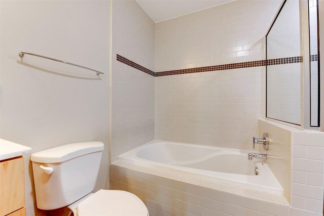 5925 Almeda Road 2214, Houston, TX 77004
