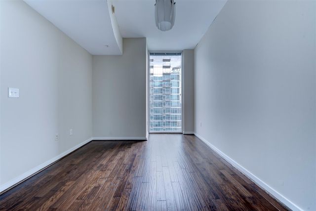 5925 Almeda Road 2214, Houston, TX 77004