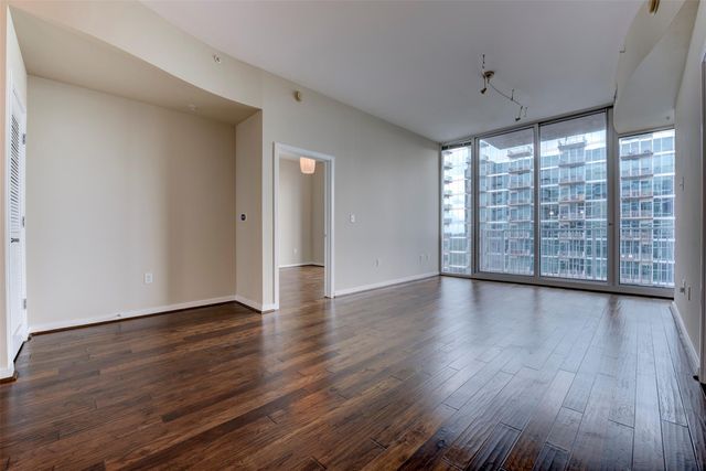 5925 Almeda Road 2214, Houston, TX 77004
