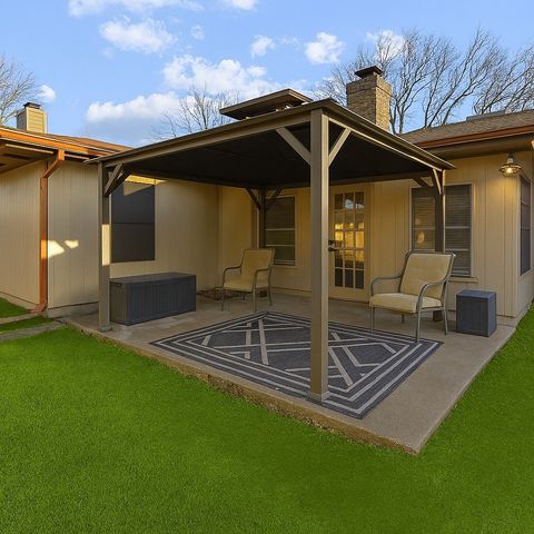 426 Everest Drive, Cedar Hill, TX 75104