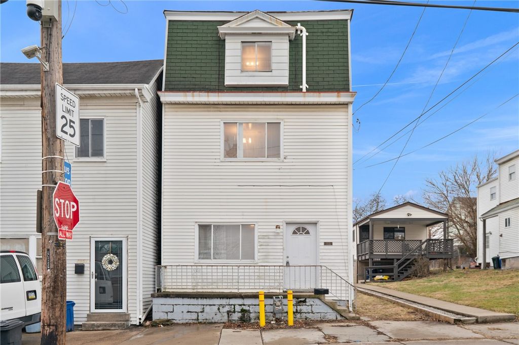 1946 Arlington Ave, Arlington, PA 15210