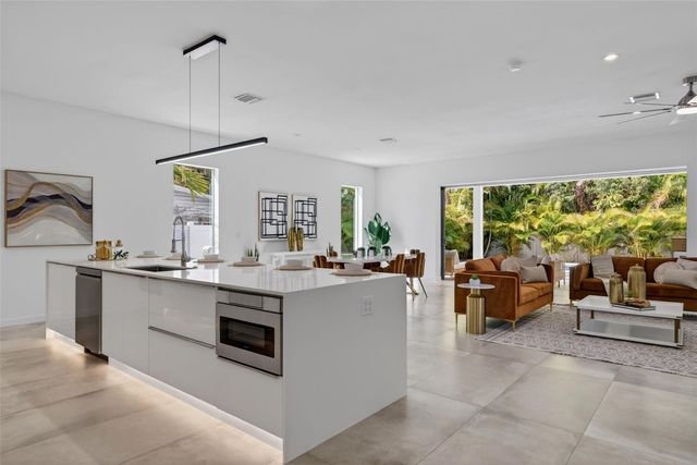 1671 ARLINGTON STREET, Sarasota, FL 34239