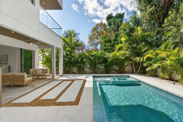 1671 ARLINGTON STREET, Sarasota, FL 34239