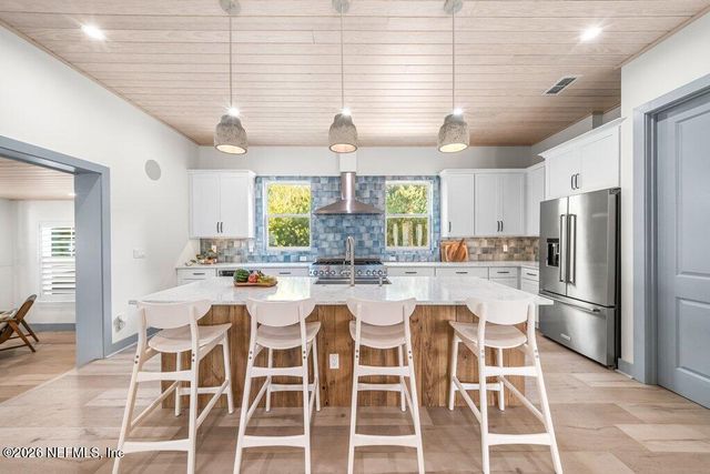 411 A N ROSCOE Boulevard, Ponte Vedra Beach, FL 32082