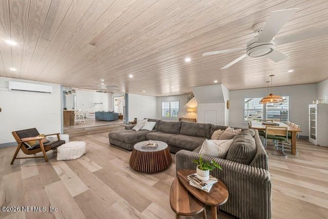 411 A N ROSCOE Boulevard, Ponte Vedra Beach, FL 32082