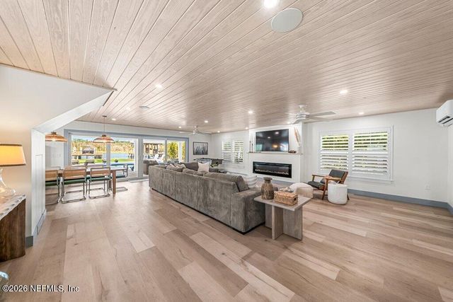 411 A N ROSCOE Boulevard, Ponte Vedra Beach, FL 32082