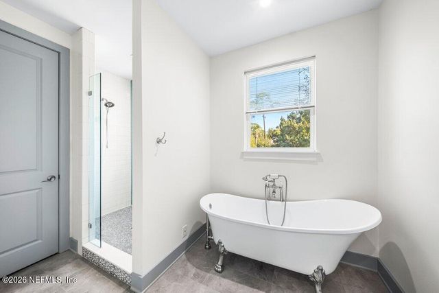 411 A N ROSCOE Boulevard, Ponte Vedra Beach, FL 32082