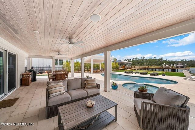 411 A N ROSCOE Boulevard, Ponte Vedra Beach, FL 32082
