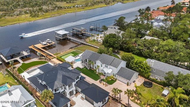 411 A N ROSCOE Boulevard, Ponte Vedra Beach, FL 32082