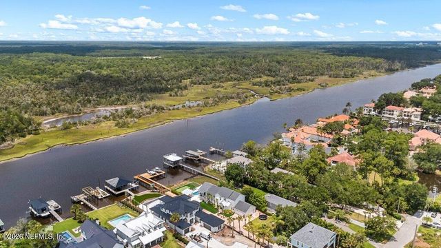 411 A N ROSCOE Boulevard, Ponte Vedra Beach, FL 32082