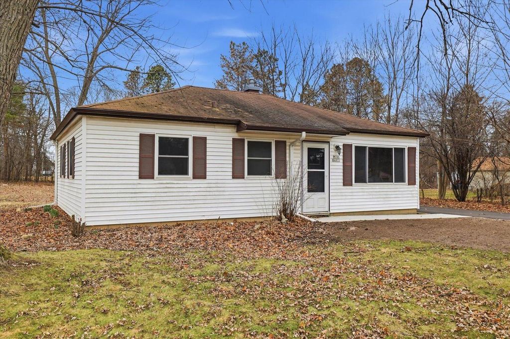 W146S6971 Catalina DRIVE, Muskego, WI 53150