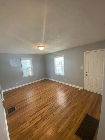 2299 Hamilton Avenue, Columbus, OH 43211